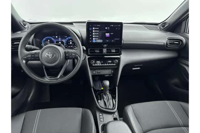 Toyota Yaris Cross (2026) thumbnail 2