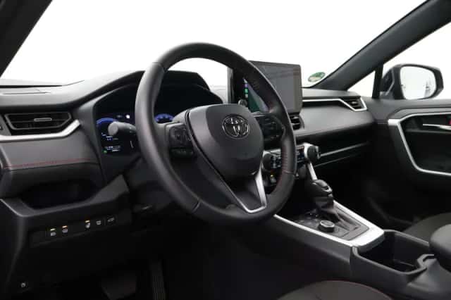 Toyota RAV4 (2025) thumbnail 2
