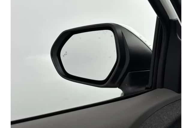 Toyota Yaris Cross (2022) thumbnail 5