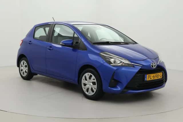 Toyota Yaris (2017) thumbnail 1