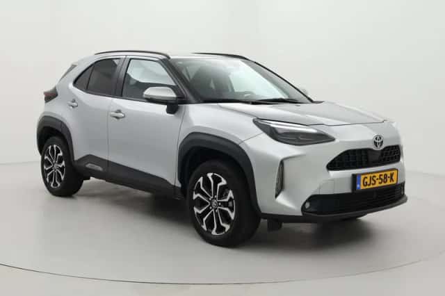 Toyota Yaris Cross (2024) thumbnail 1