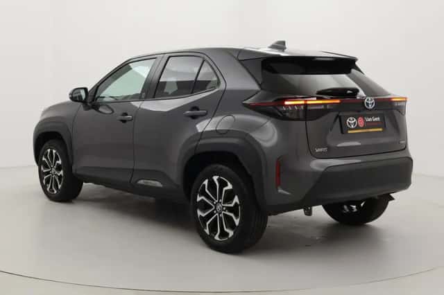 Toyota Yaris Cross (2023) thumbnail 4
