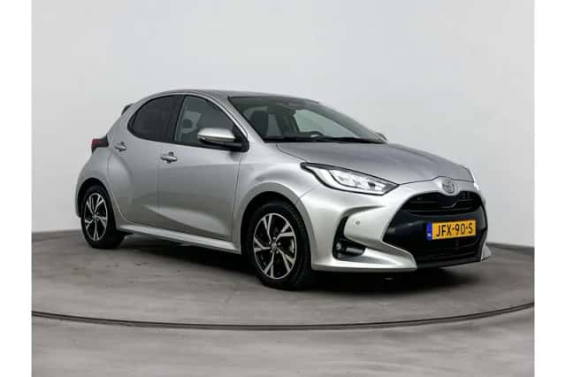 Toyota Yaris (2025) thumbnail 1