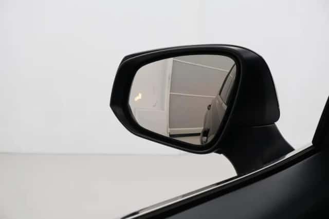 Toyota Highlander (2022) thumbnail 6
