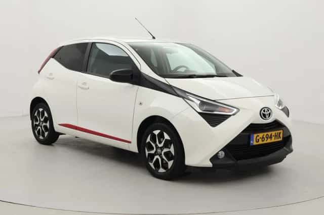 Toyota Aygo (2019) thumbnail 1