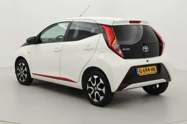 Toyota Aygo (2019) thumbnail 4