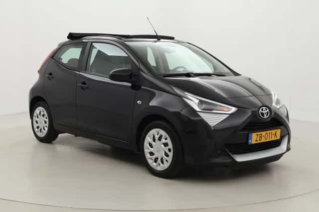 Toyota Aygo (2019) thumbnail 1