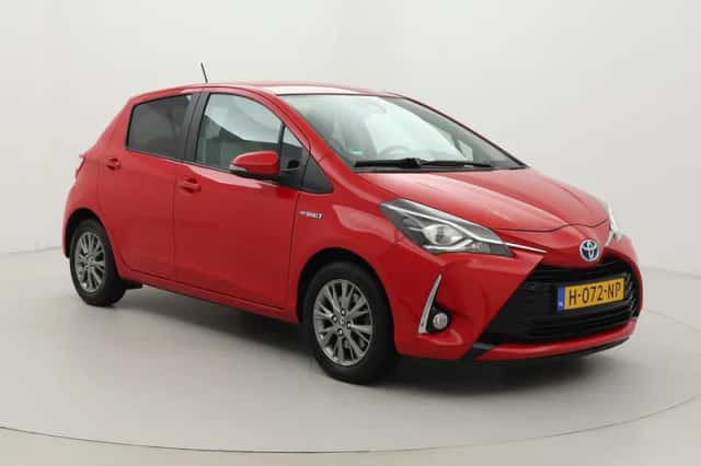 Toyota Yaris (2020) thumbnail 1