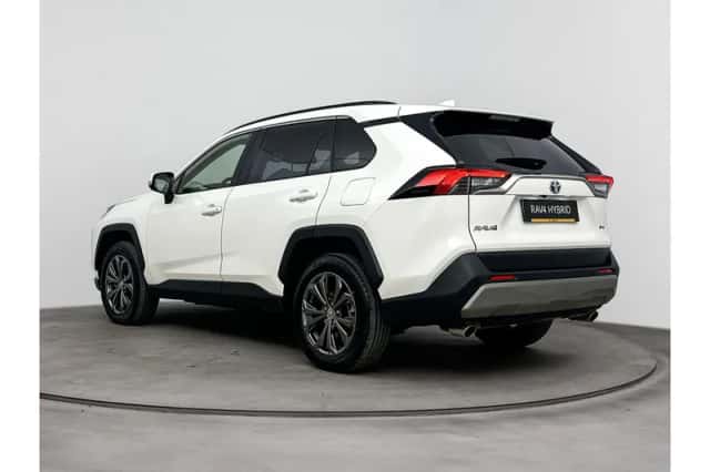 Toyota RAV4 (2025) thumbnail 4
