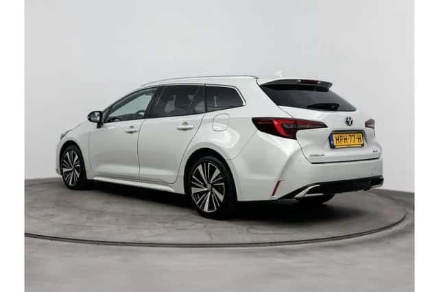Toyota Corolla (2025) thumbnail 4