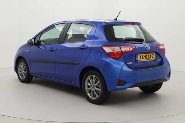 Toyota Yaris (2018) thumbnail 4