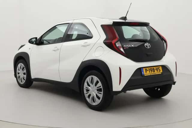 Toyota Aygo X (2022) thumbnail 4
