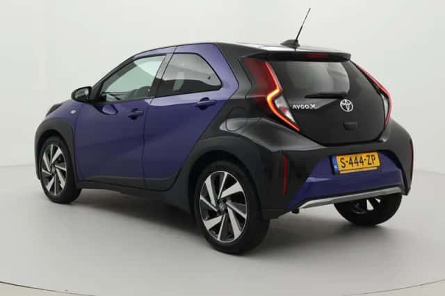 Toyota Aygo X (2023) thumbnail 4