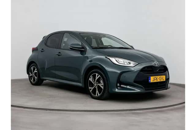 Toyota Yaris (2025) thumbnail 1