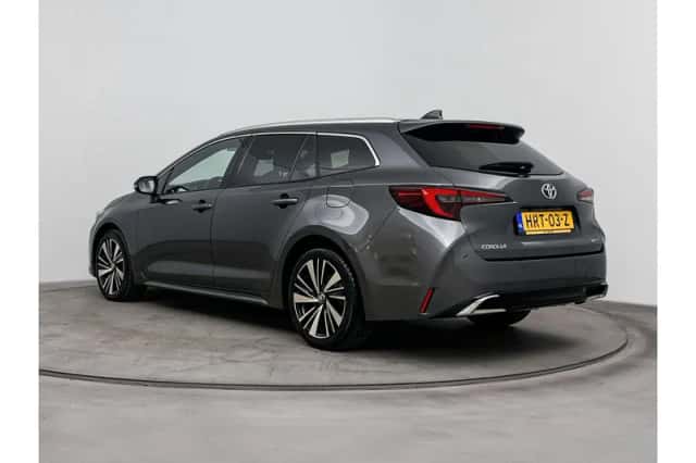 Toyota Corolla (2025) thumbnail 4