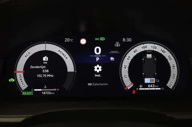 Toyota Yaris Cross (2025) thumbnail 3