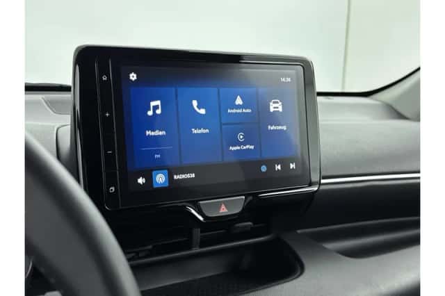 Toyota Yaris (2025) thumbnail 5