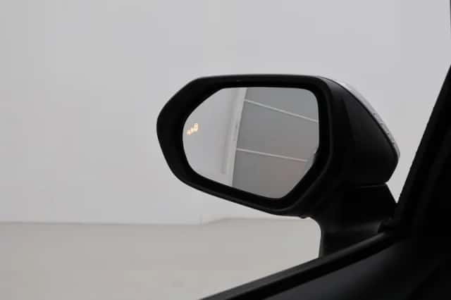 Toyota Yaris Cross (2025) thumbnail 5
