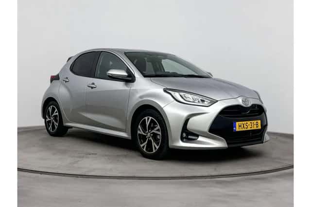 Toyota Yaris (2025) thumbnail 1