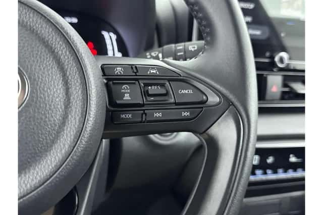 Toyota Yaris (2025) thumbnail 6