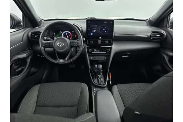 Toyota Yaris Cross (2025) thumbnail 2