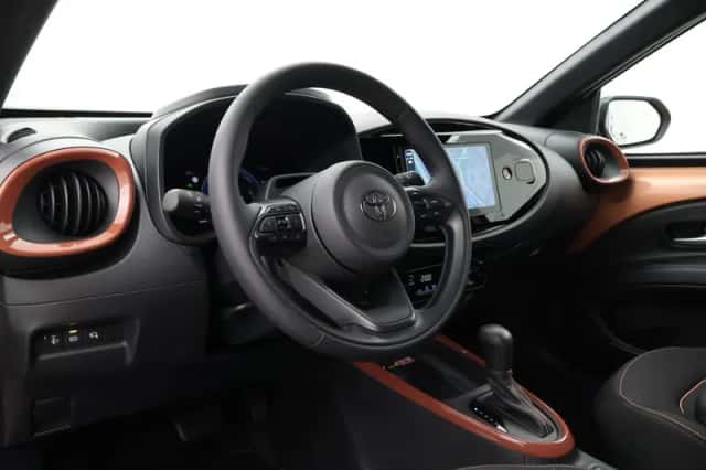 Toyota Aygo X (2025) thumbnail 2