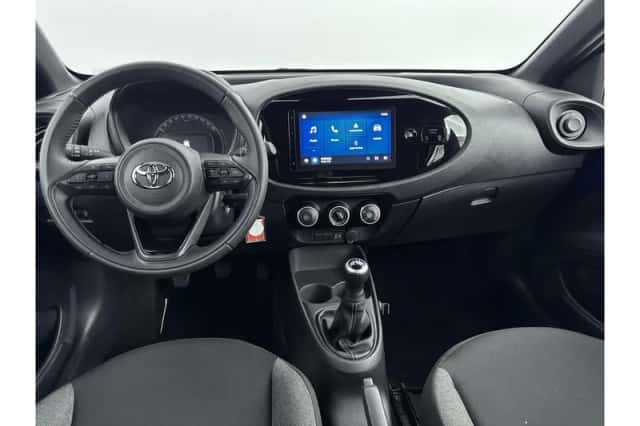 Toyota Aygo X (2025) thumbnail 2