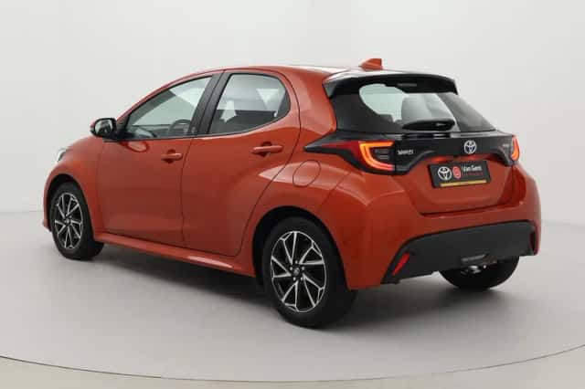 Toyota Yaris (2022) thumbnail 4