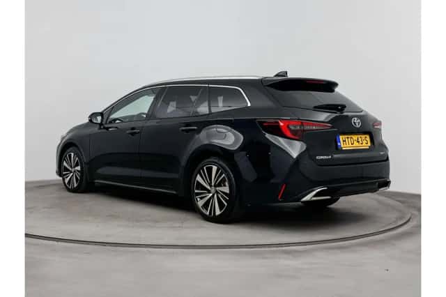 Toyota Corolla (2025) thumbnail 4