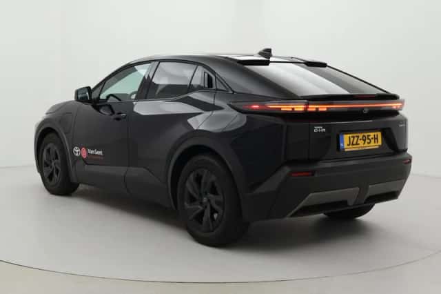 Toyota C-HR+ (2026) thumbnail 4