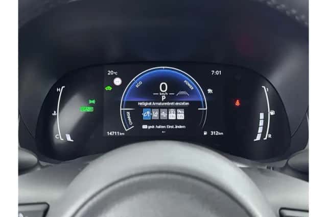 Toyota Yaris (2025) thumbnail 3