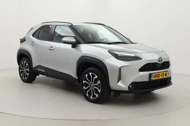 Toyota Yaris Cross (2025) thumbnail 1