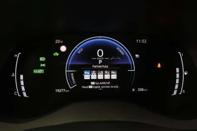 Toyota Yaris Cross (2025) thumbnail 3