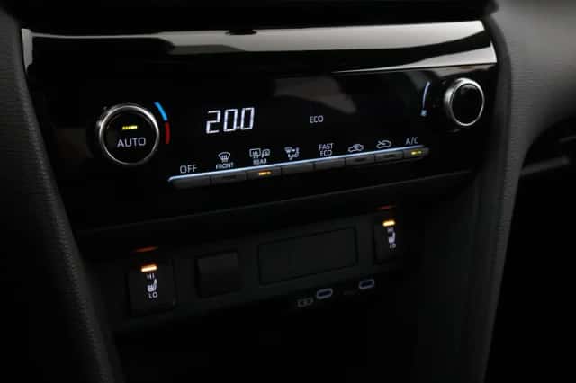 Toyota Yaris Cross (2025) thumbnail 6