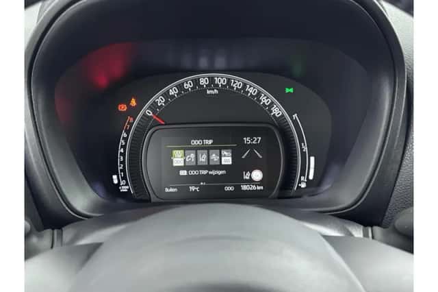 Toyota Aygo X (2025) thumbnail 3
