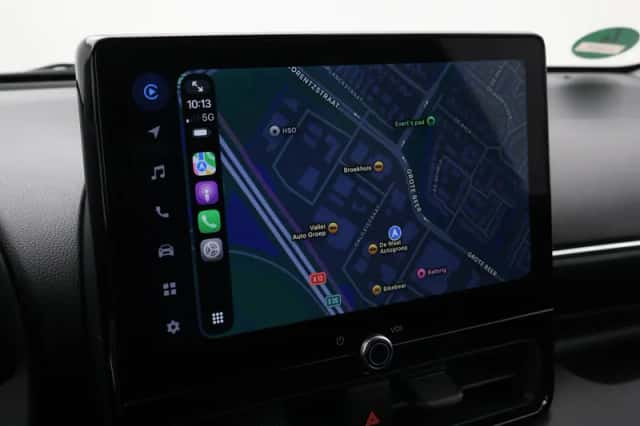 Toyota Yaris (2024) thumbnail 6