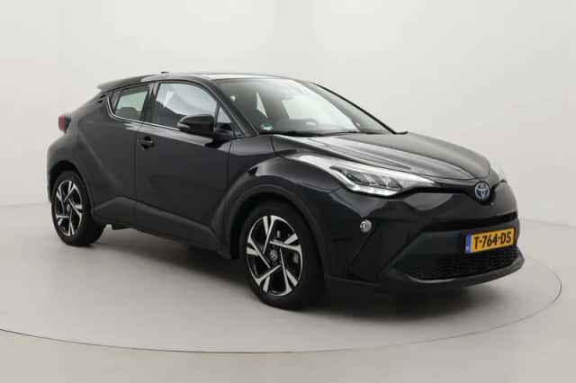 Toyota C-HR (2023) thumbnail 1