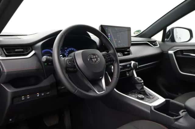 Toyota RAV4 (2025) thumbnail 2