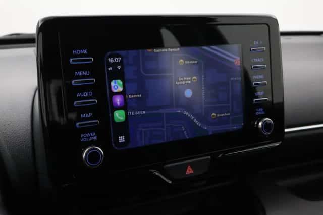 Toyota Yaris (2021) thumbnail 6