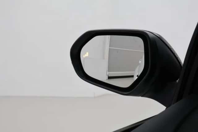 Toyota Yaris (2021) thumbnail 6