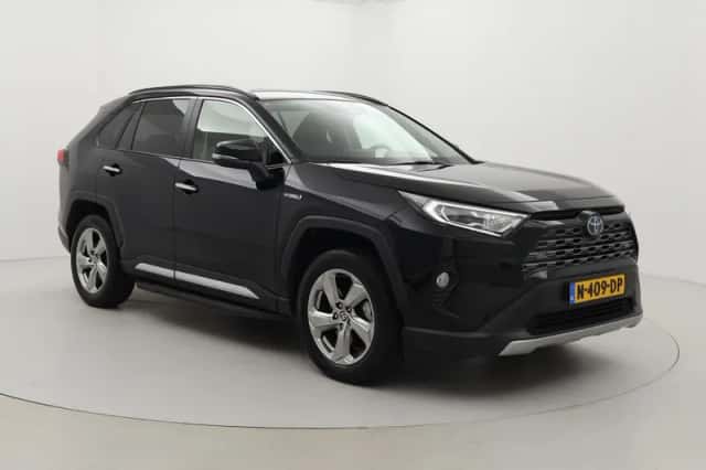 Toyota RAV4 (2021) thumbnail 1