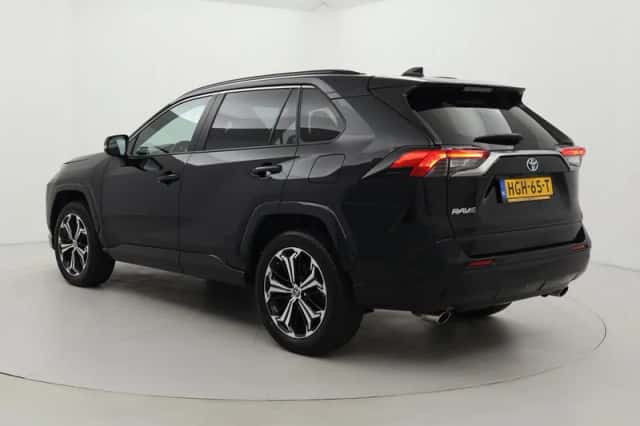 Toyota RAV4 (2025) thumbnail 4