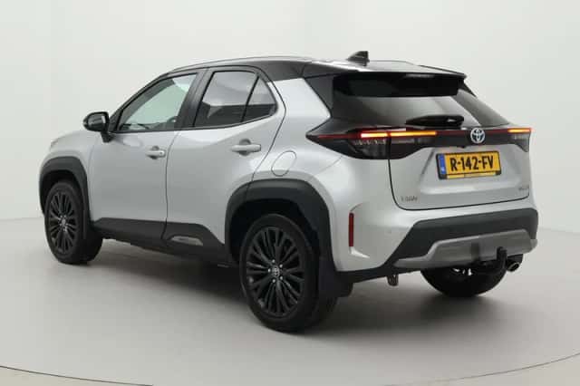 Toyota Yaris Cross (2022) thumbnail 4
