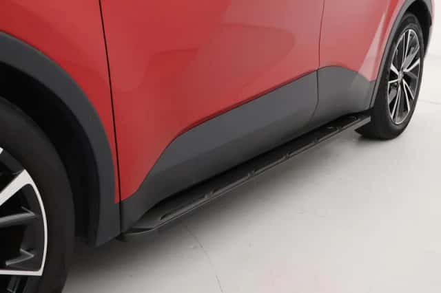 Toyota C-HR (2023) thumbnail 6