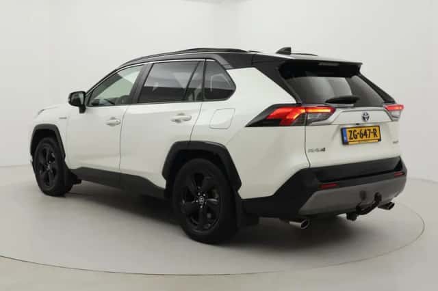 Toyota RAV4 (2019) thumbnail 4
