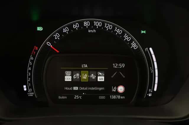 Toyota Aygo X (2025) thumbnail 3