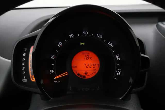 Toyota Aygo (2019) thumbnail 3