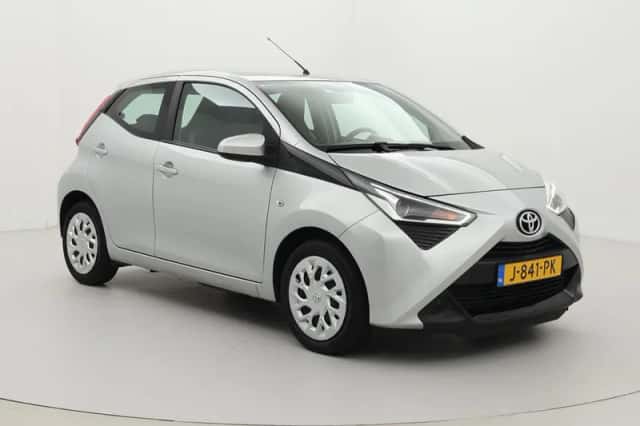 Toyota Aygo (2020) thumbnail 1