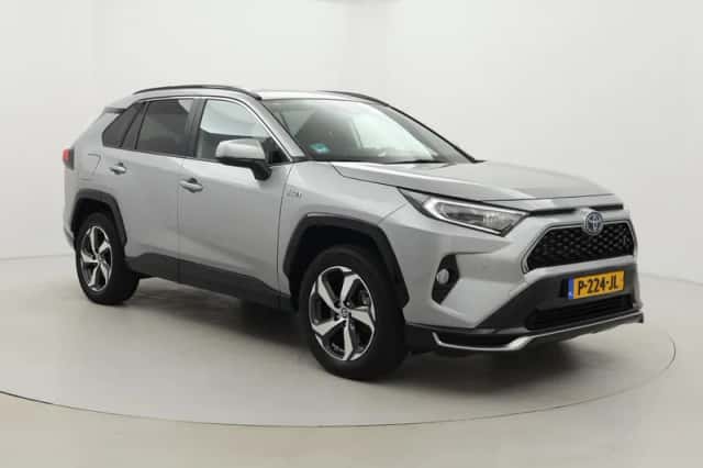 Toyota RAV4 (2021) thumbnail 1