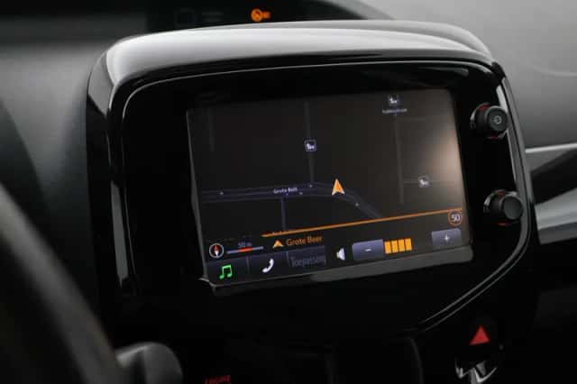 Toyota Aygo (2015) thumbnail 6